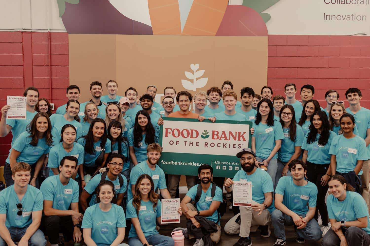 Charles Schwab Volunteer Group